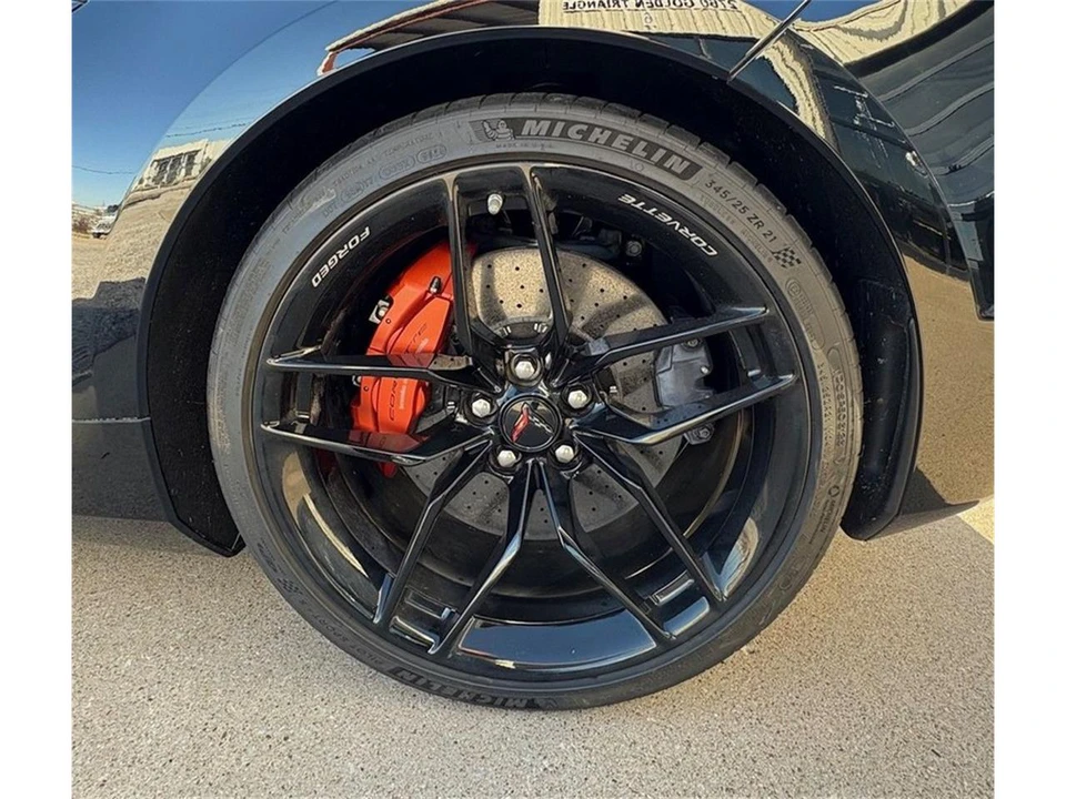 2025 Chevrolet Corvette C8 - Image 23 of 31