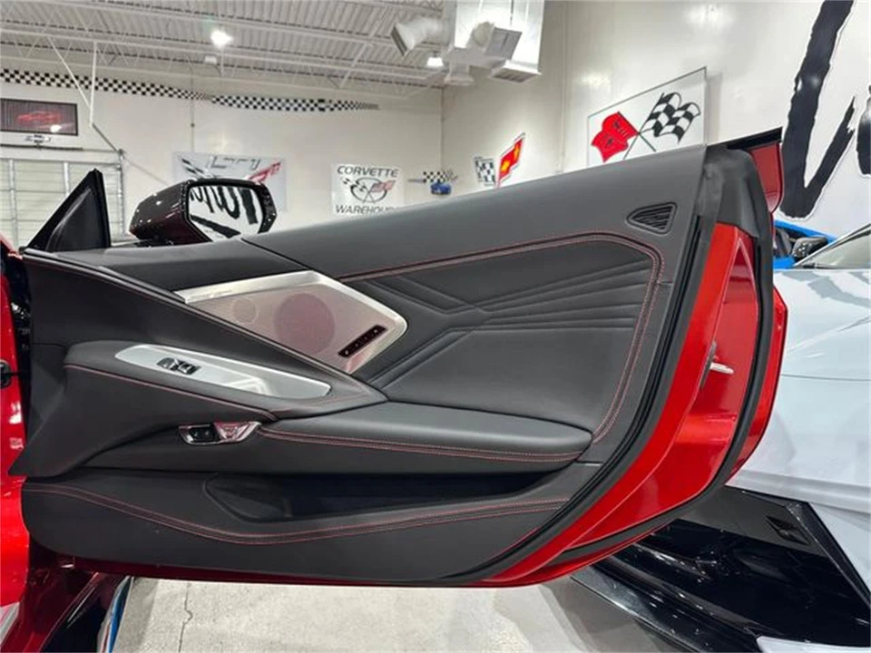 2025 Chevrolet Corvette C8 - Image 15 of 30