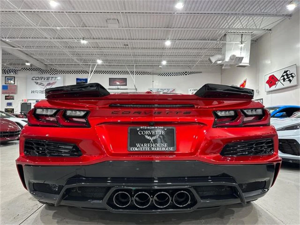 2025 Chevrolet Corvette C8 - Image 28 of 30
