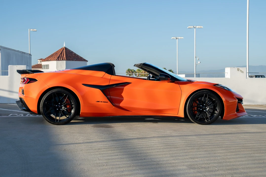 2025 Chevrolet Corvette C8 - Image 18 of 31