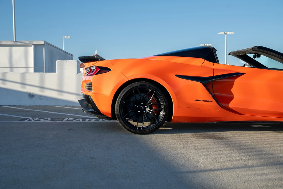 2025 Chevrolet Corvette C8 - Image 20 of 31