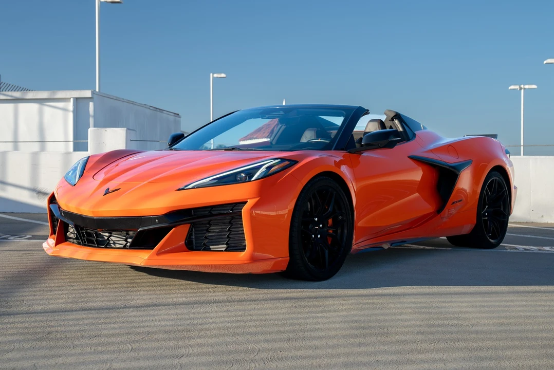 2025 Chevrolet Corvette C8 - Image 3 of 31