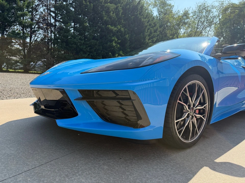 2025 Chevrolet Corvette C8 - Image 24 of 31