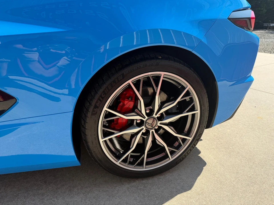 2025 Chevrolet Corvette C8 - Image 26 of 31