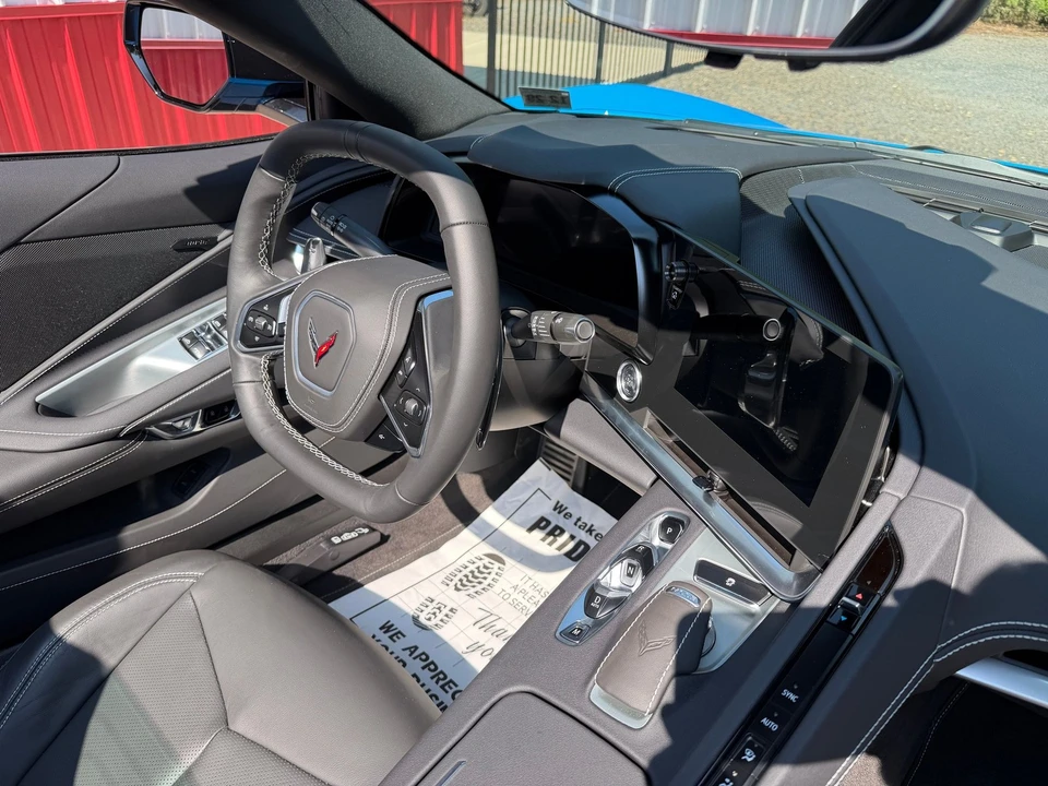 2025 Chevrolet Corvette C8 - Image 17 of 31