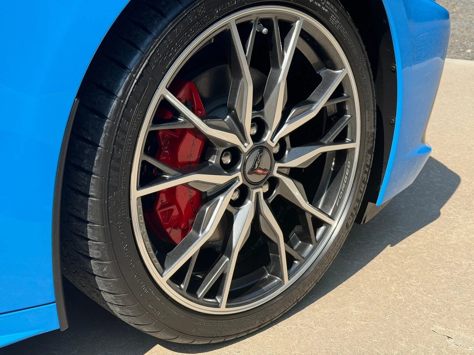 2025 Chevrolet Corvette C8 - Image 10 of 31