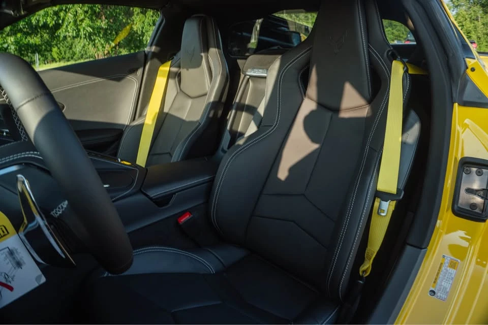 2025 Chevrolet Corvette C8 E-Ray - Image 12 of 16