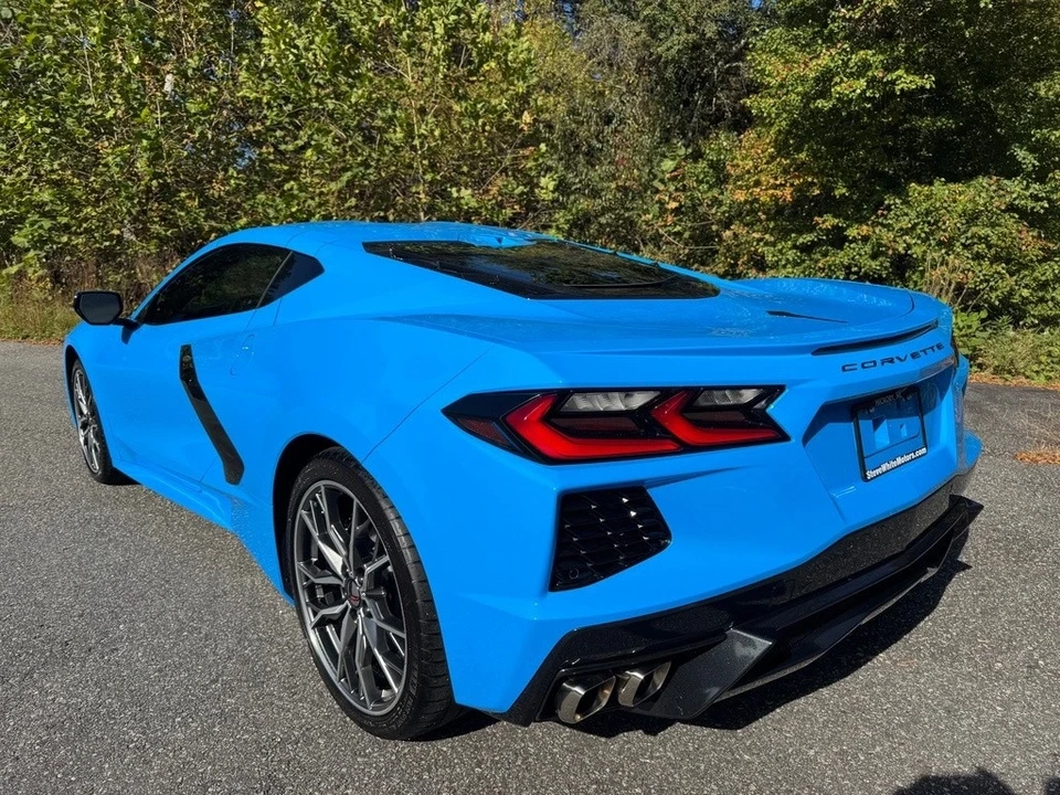 2025 Chevrolet Corvette C8 - Image 8 of 12