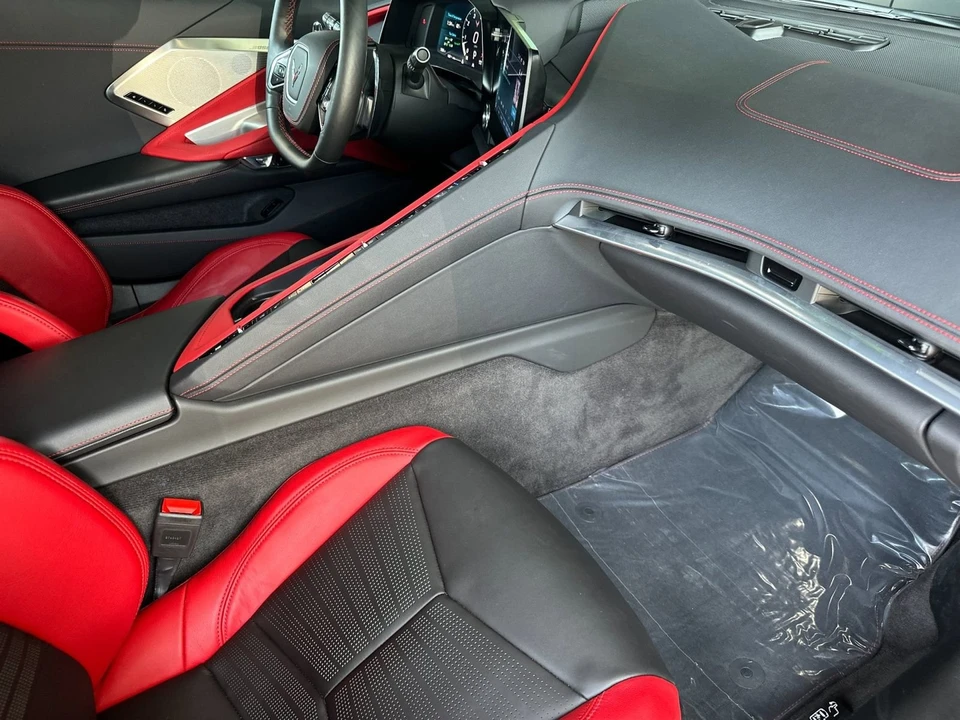 2025 Chevrolet Corvette C8 - Image 15 of 31