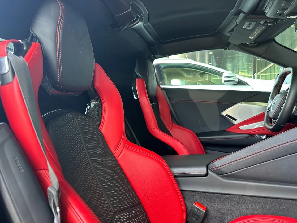 2025 Chevrolet Corvette C8 - Image 16 of 31