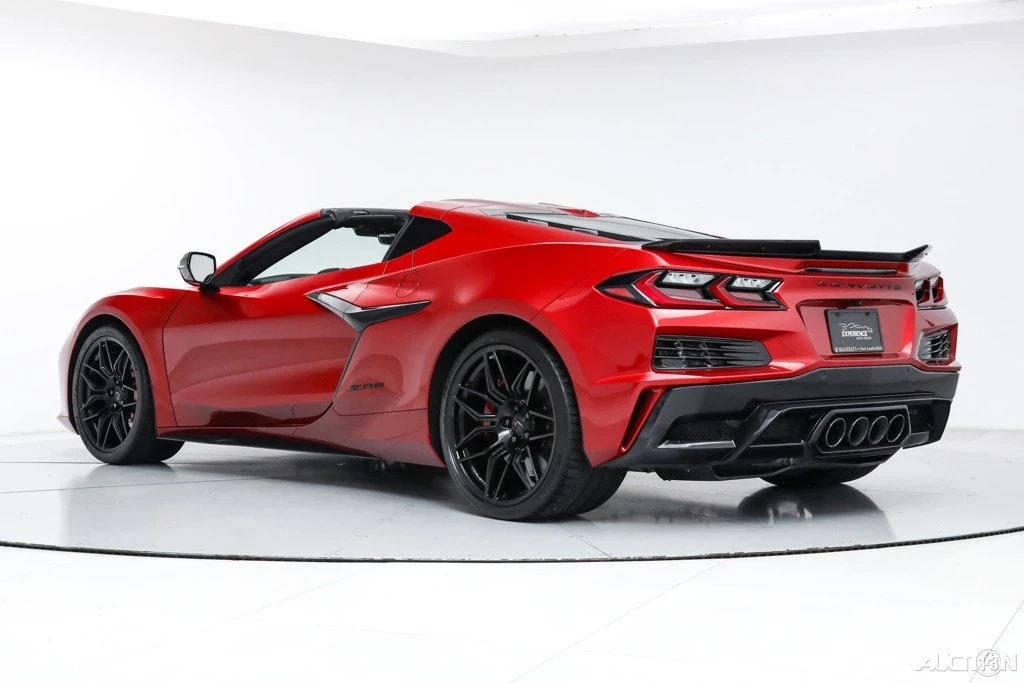 2025 Chevrolet Corvette C8 - Image 4 of 21
