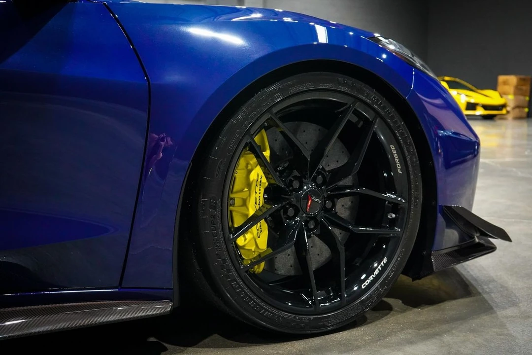 2025 Chevrolet Corvette C8 Z06 - Image 15 of 21