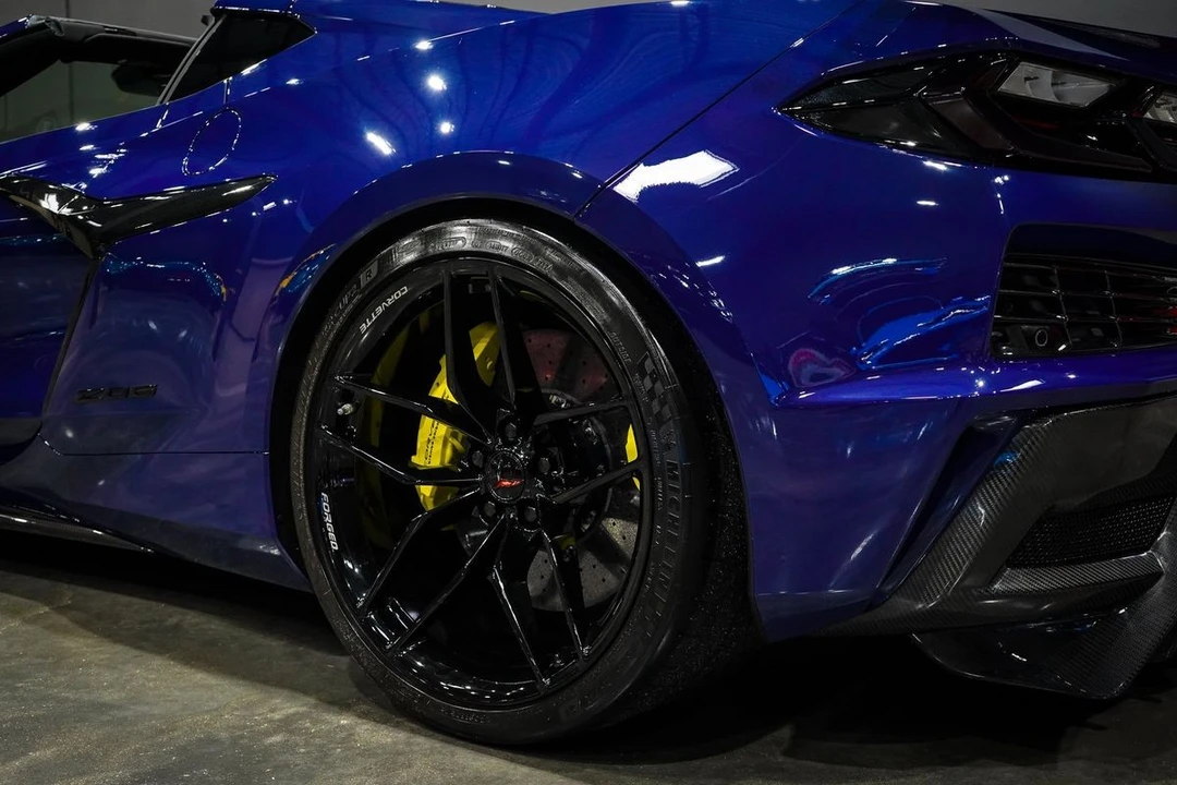 2025 Chevrolet Corvette C8 Z06 - Image 13 of 21
