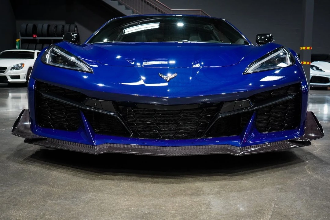 2025 Chevrolet Corvette C8 Z06 - Image 8 of 21