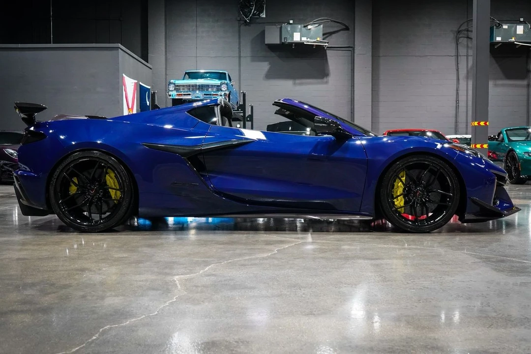 2025 Chevrolet Corvette C8 Z06 - Image 6 of 21