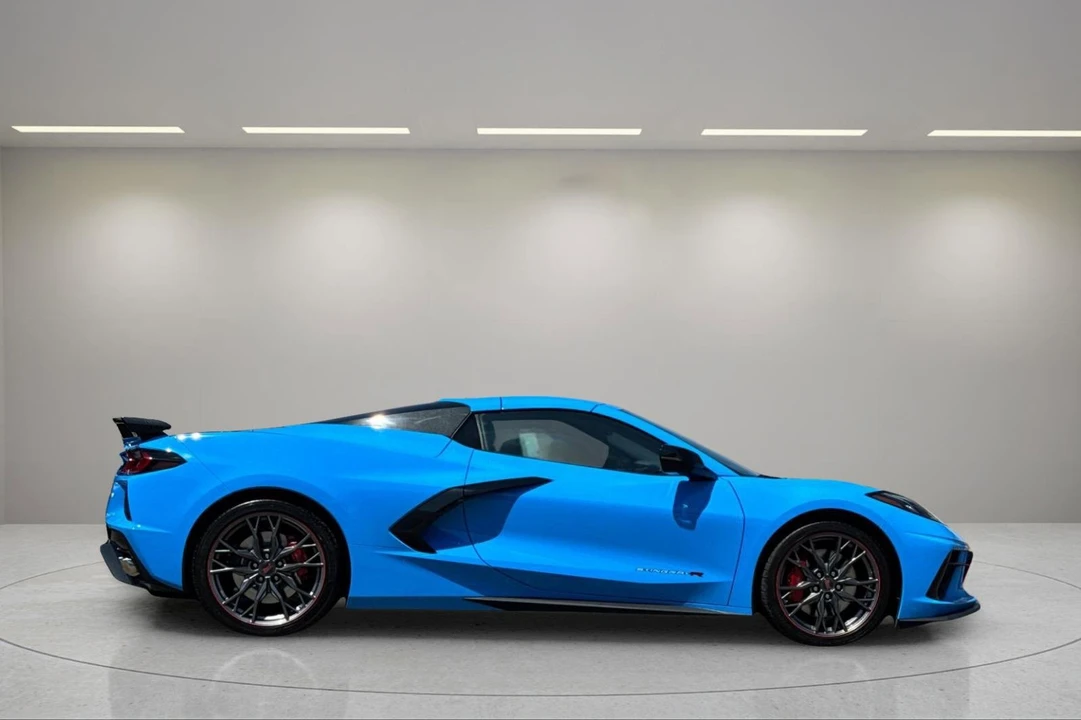 2025 Chevrolet Corvette C8 - Image 3 of 12
