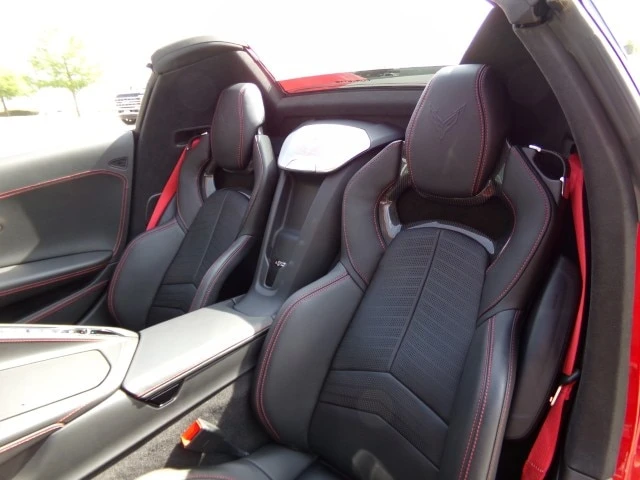 2025 Chevrolet Corvette C8 - Image 24 of 31