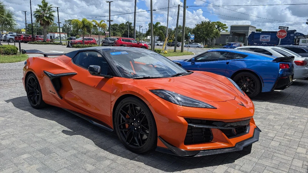 2025 Chevrolet Corvette C8 - Image 3 of 23