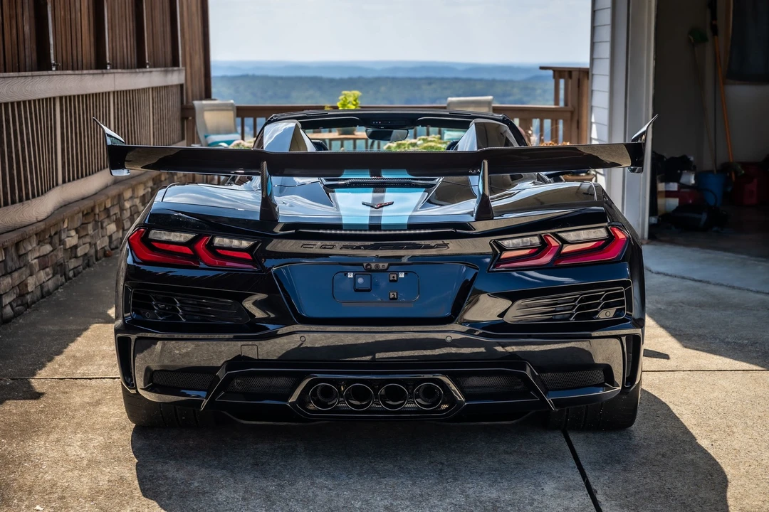 2025 Chevrolet Corvette C8 - Image 10 of 12