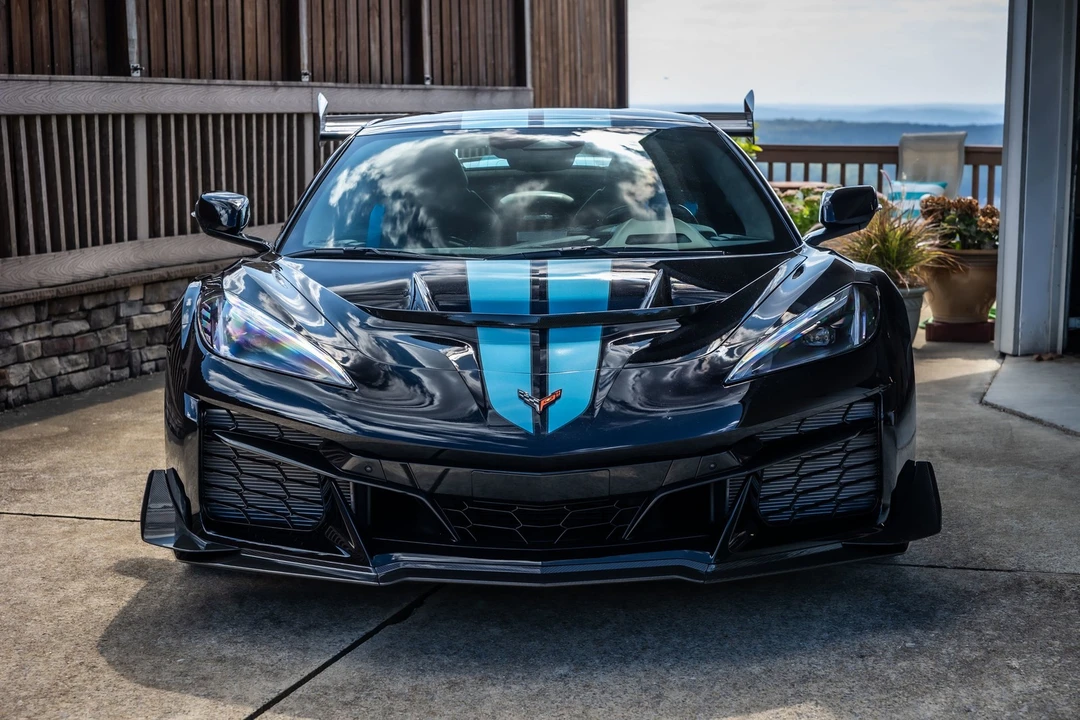 2025 Chevrolet Corvette C8 - Image 3 of 12