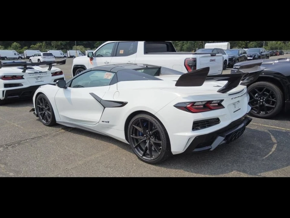2025 Chevrolet Corvette C8 ZR1 - Image 2 of 6