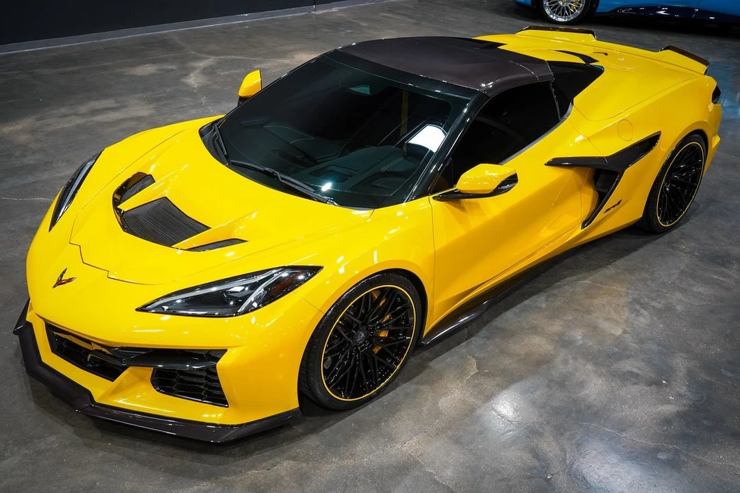 2025 Chevrolet Corvette C8 - Image 21 of 31