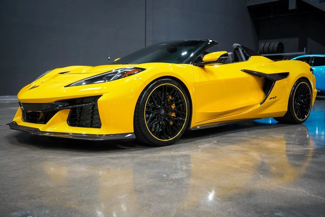 2025 Chevrolet Corvette C8 - Image 10 of 31