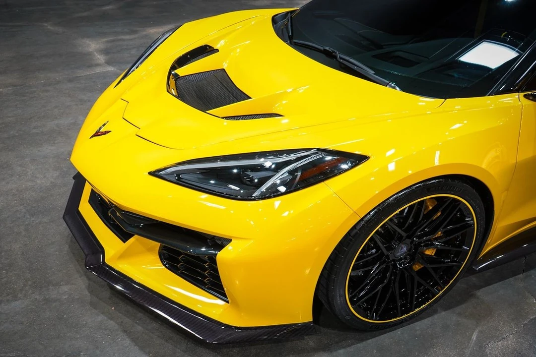 2025 Chevrolet Corvette C8 - Image 18 of 31
