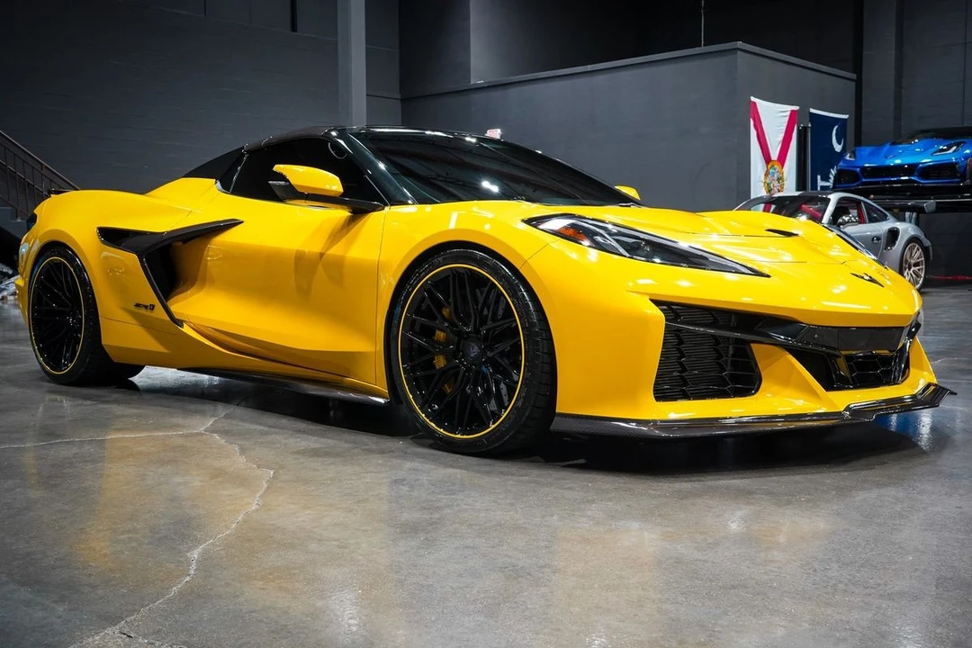 2025 Chevrolet Corvette C8 - Image 16 of 31