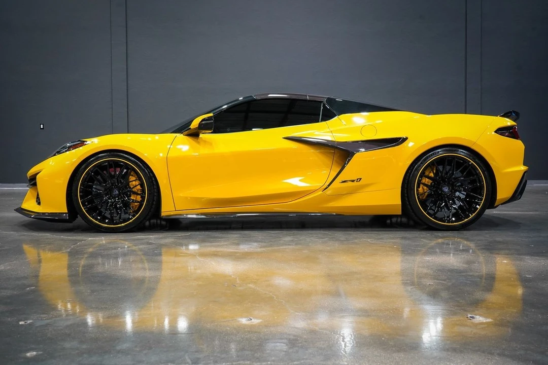 2025 Chevrolet Corvette C8 - Image 12 of 31
