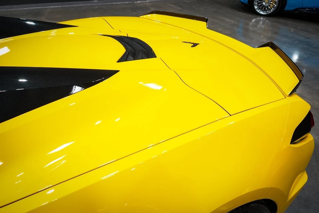 2025 Chevrolet Corvette C8 - Image 20 of 31
