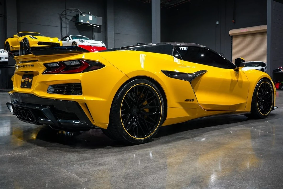 2025 Chevrolet Corvette C8 - Image 14 of 31
