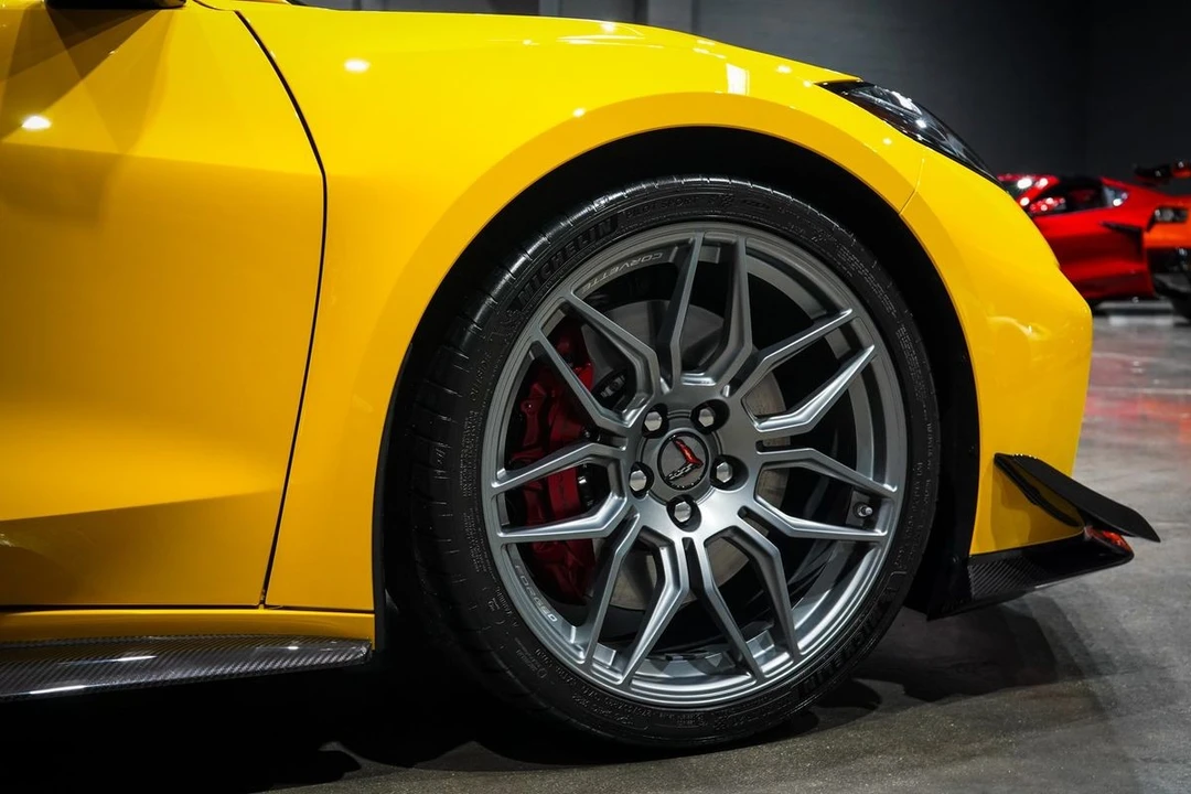 2025 Chevrolet Corvette C8 - Image 15 of 21