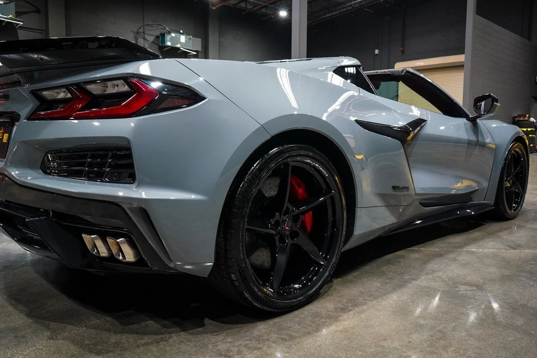 2025 Chevrolet Corvette C8 - Image 18 of 21