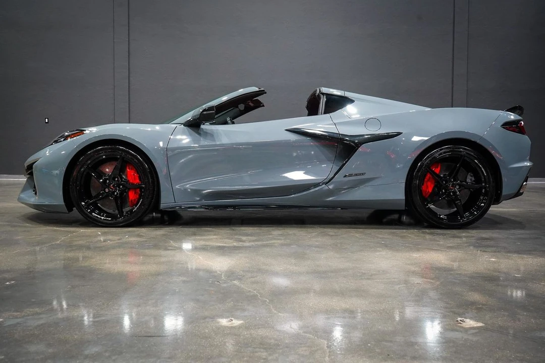 2025 Chevrolet Corvette C8 - Image 2 of 21