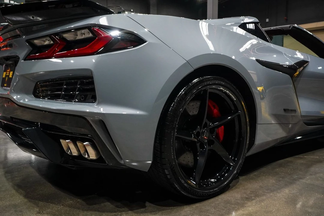 2025 Chevrolet Corvette C8 - Image 17 of 21