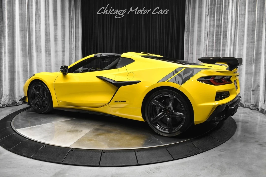 2025 Chevrolet Corvette C8 Z06 - Image 3 of 12