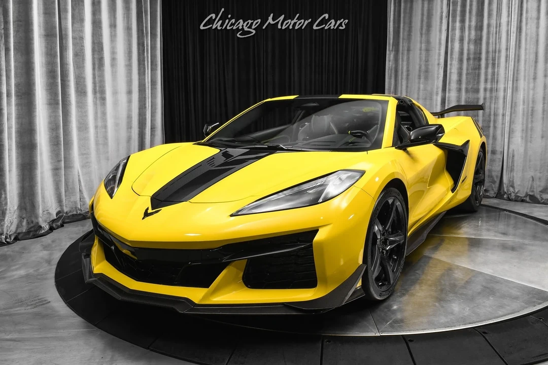 2025 Chevrolet Corvette C8 Z06 - Image 2 of 12
