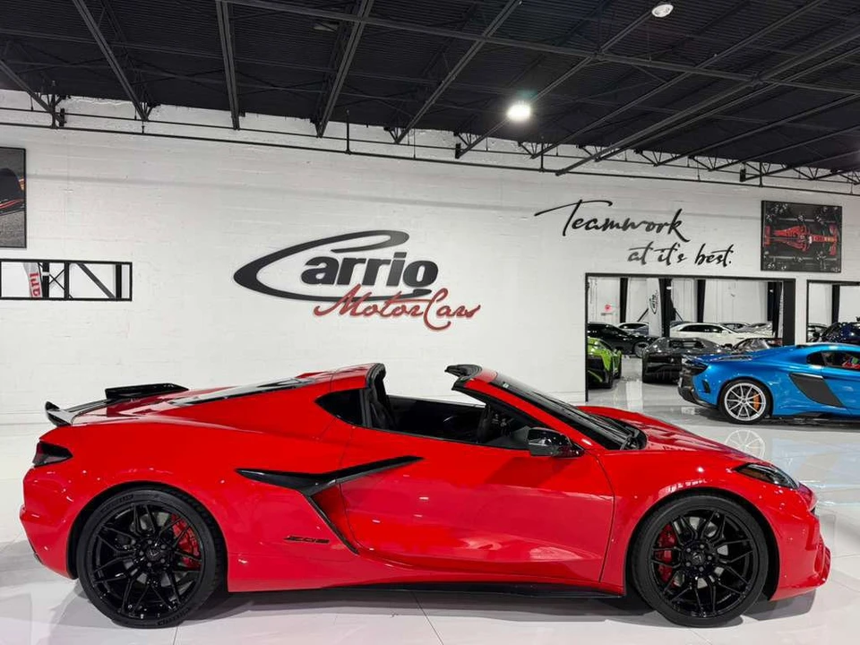 2025 Chevrolet Corvette C8 - Image 8 of 12
