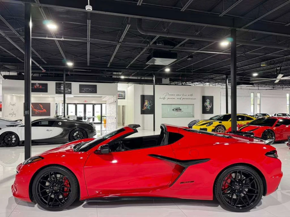 2025 Chevrolet Corvette C8 - Image 4 of 12