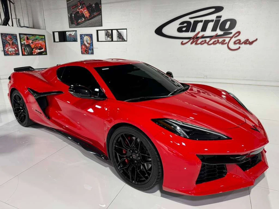 2025 Chevrolet Corvette C8 - Image 9 of 12