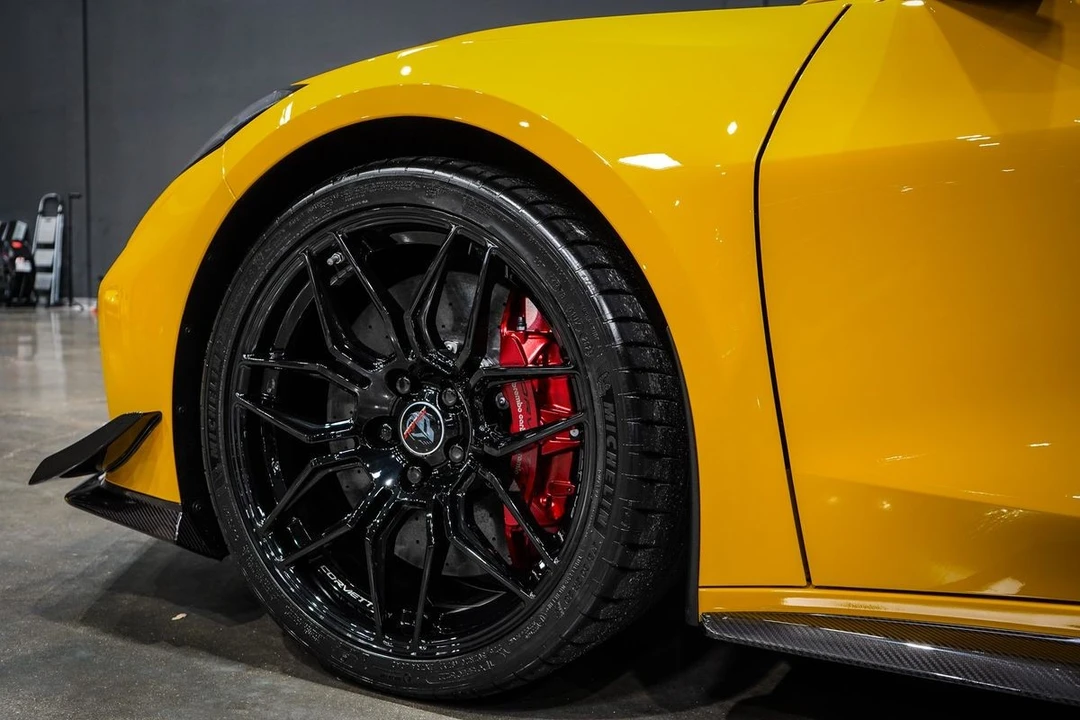 2025 Chevrolet Corvette C8 Z06 - Image 11 of 21