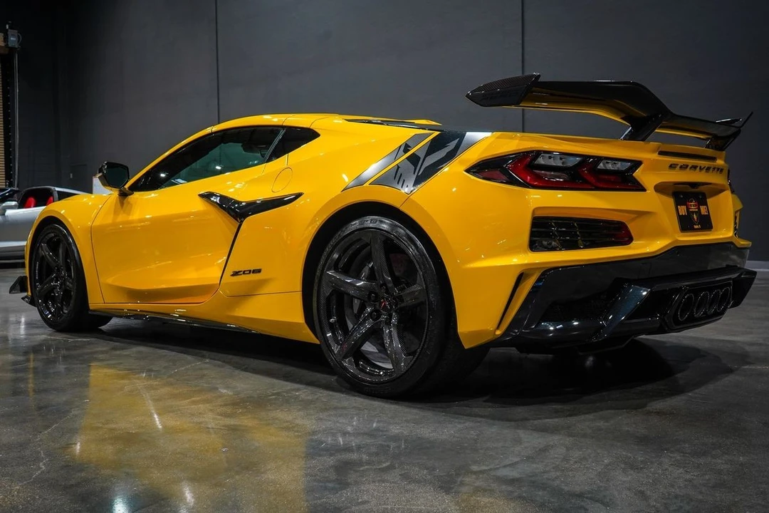 2025 Chevrolet Corvette C8 Z06 - Image 21 of 21