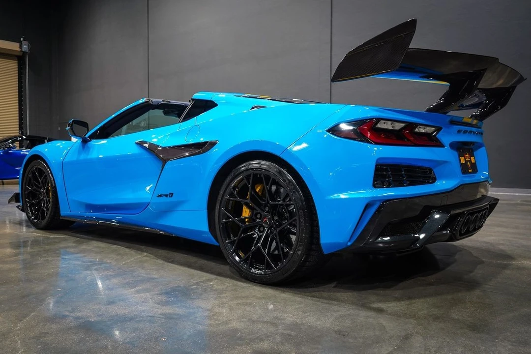 2025 Chevrolet Corvette C8 Z06 - Image 3 of 21