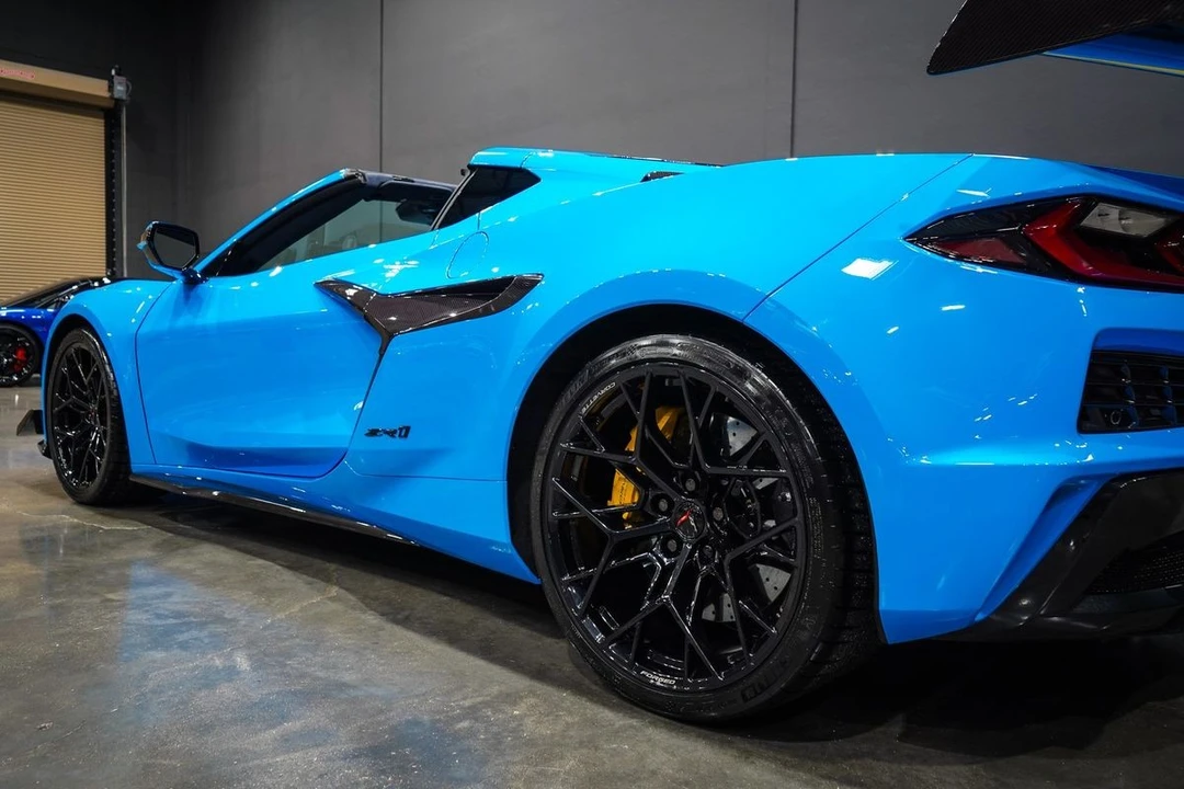 2025 Chevrolet Corvette C8 Z06 - Image 14 of 21