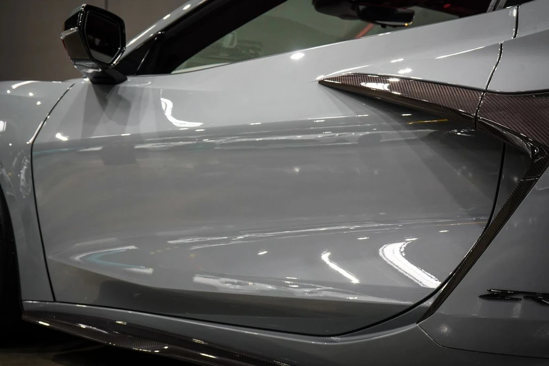 2025 Chevrolet Corvette C8 ZR1 - Image 12 of 31