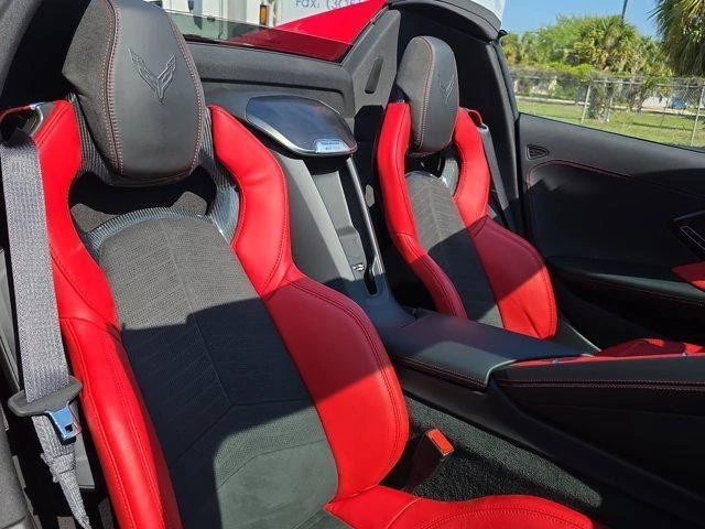 2025 Chevrolet Corvette C8 E-Ray - Image 10 of 13