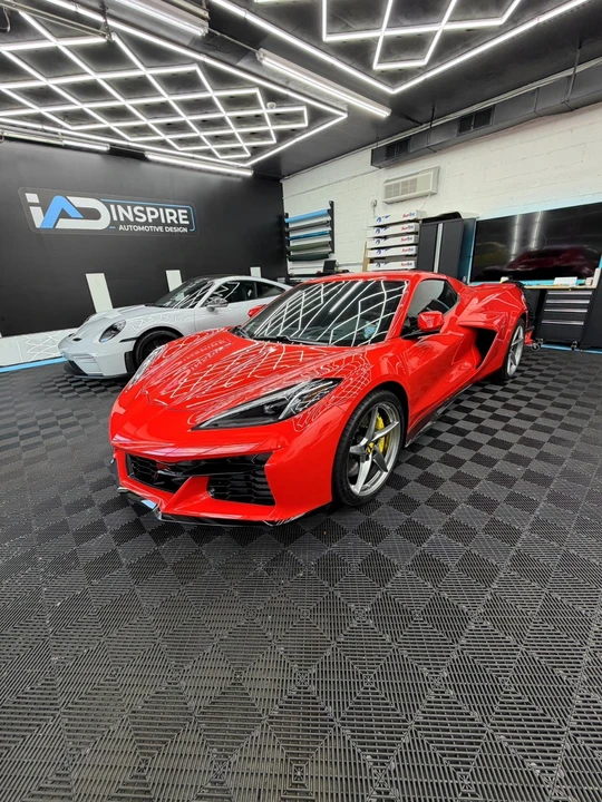 2025 Chevrolet Corvette C8 E-Ray - Image 13 of 13