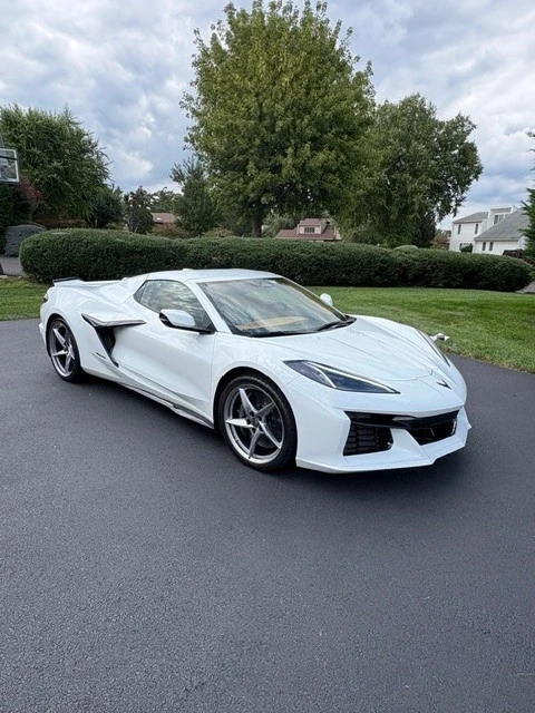 2025 Chevrolet Corvette C8 - Image 5 of 15