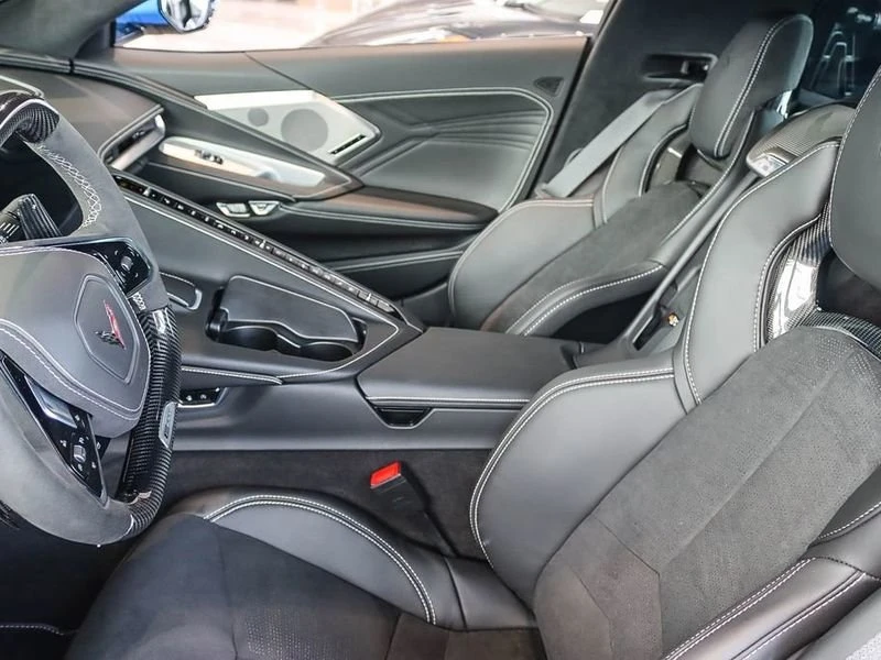2025 Chevrolet Corvette C8 E-Ray - Image 8 of 12